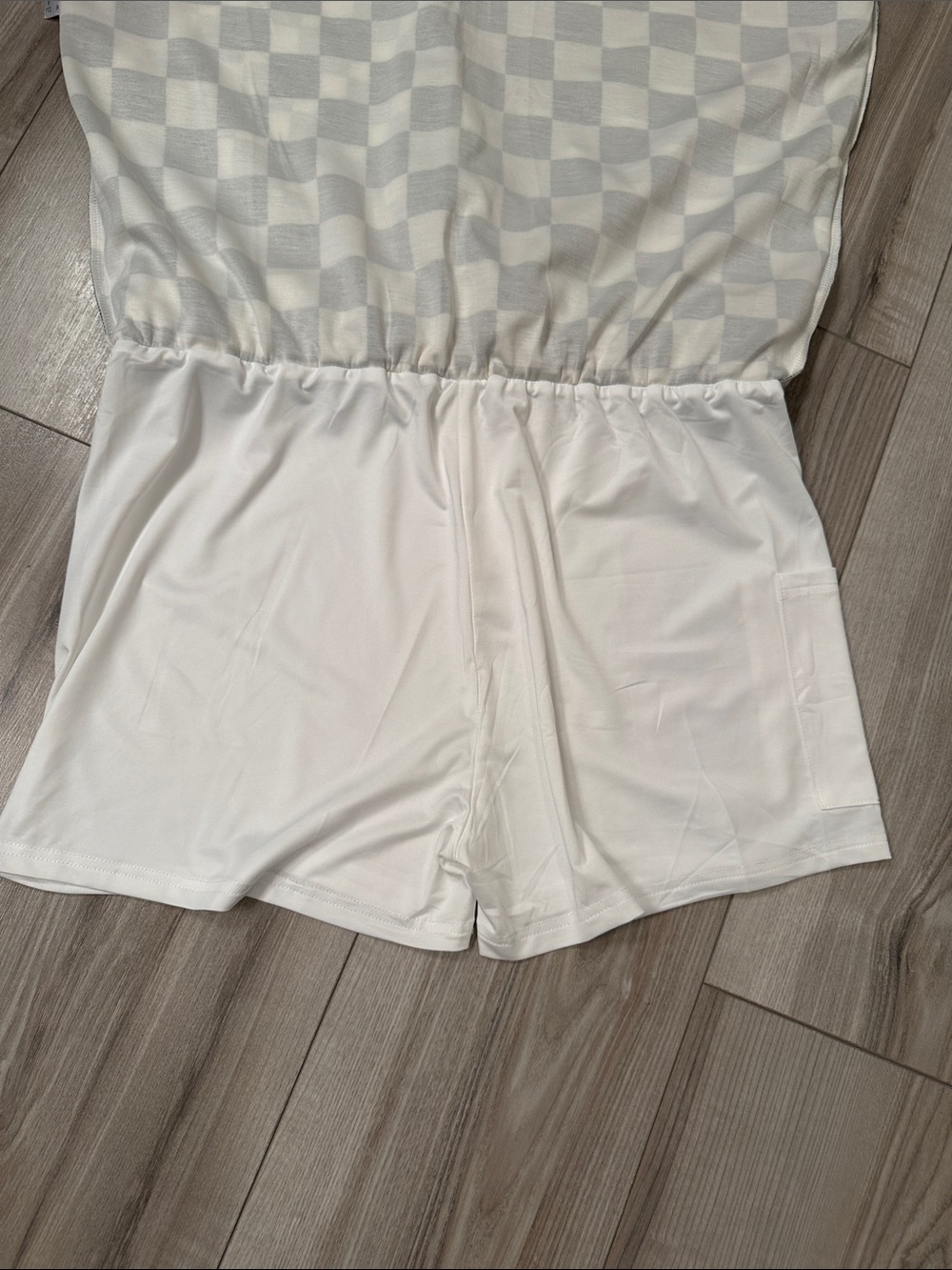 NEW Checkerboard Black and White Skort - XL (size 12-14) - Picture 5 of 9